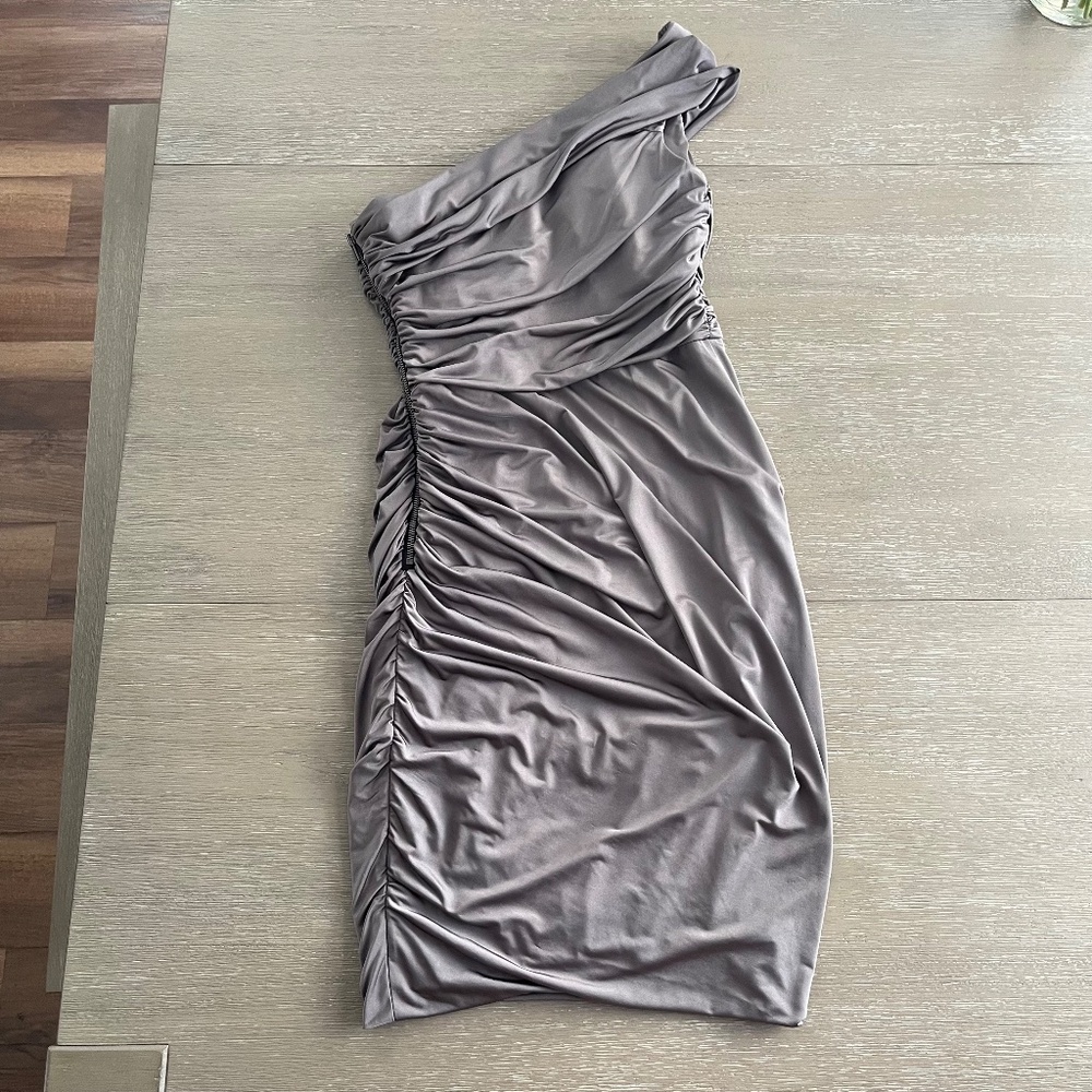 Shoulder Ruched Dress - Picture 2 of 12